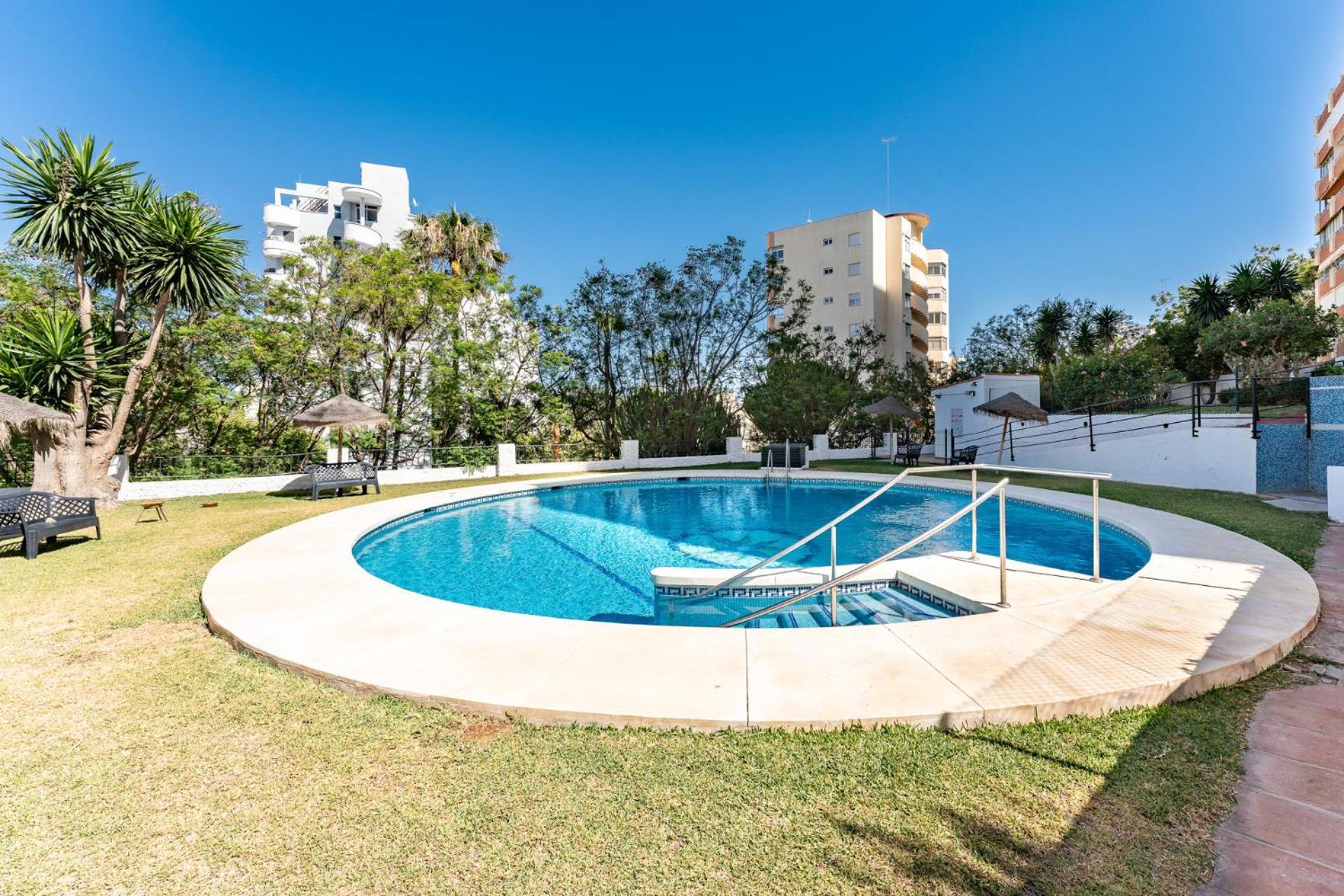 Malagasuite Seaview Babilonia Torremolinos Buitenkant foto